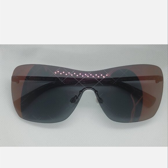 CHANEL CH4215 c.467/C1 QUILTED MIRRORED CROSSHATCH RUNWAY sunglasses EUC - Picture 4 of 16